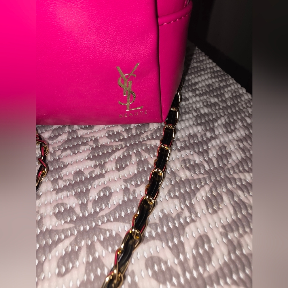 Yves Saint Laurent Pink Crossbody Bag with Gold Chain - Picture 2 of 11